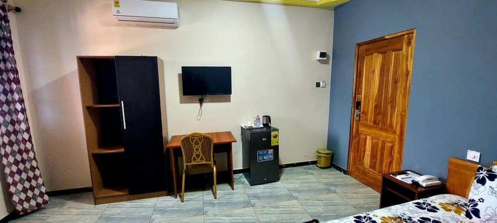 Kikis Court Resort Hohoe Luaran gambar
