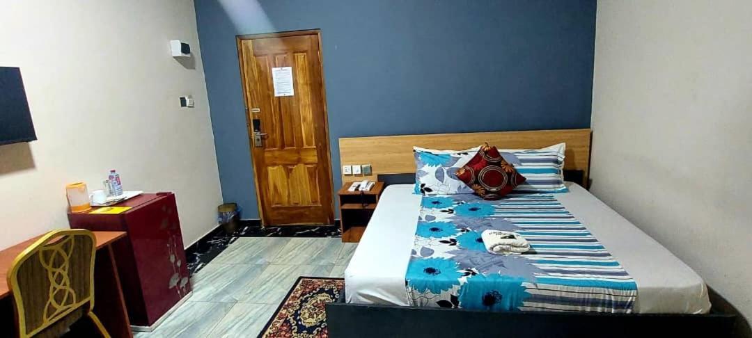 Kikis Court Resort Hohoe Luaran gambar