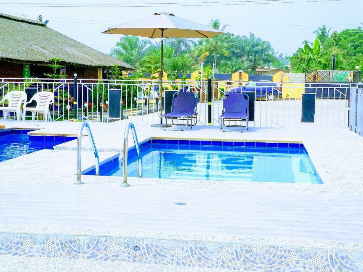 Kikis Court Resort Hohoe Luaran gambar